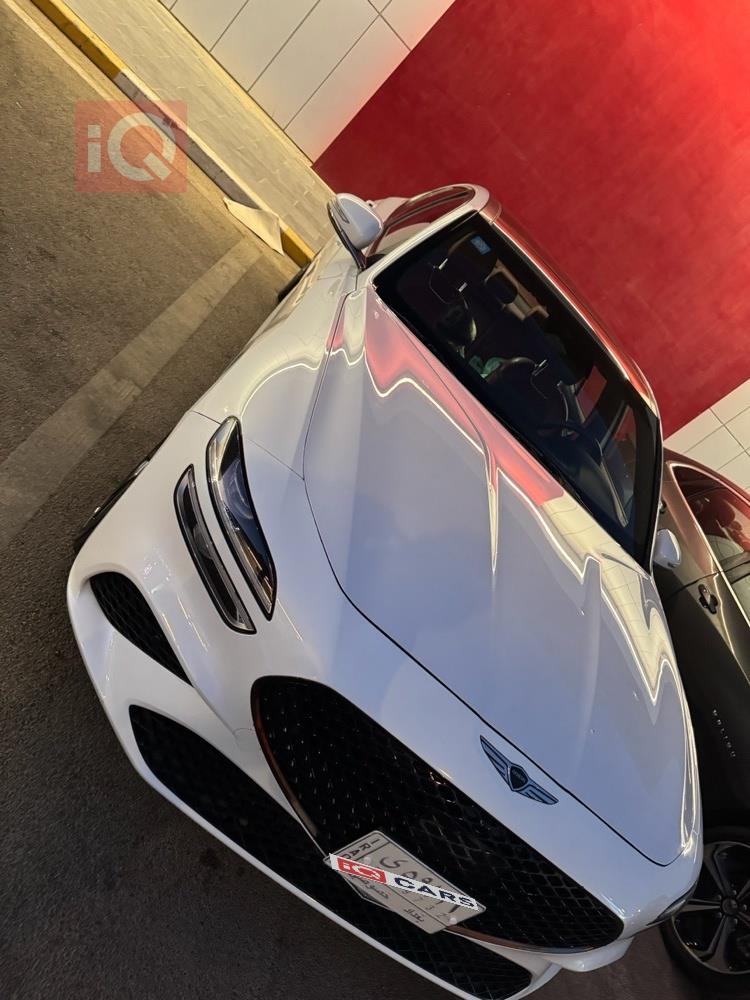 جنسس G70